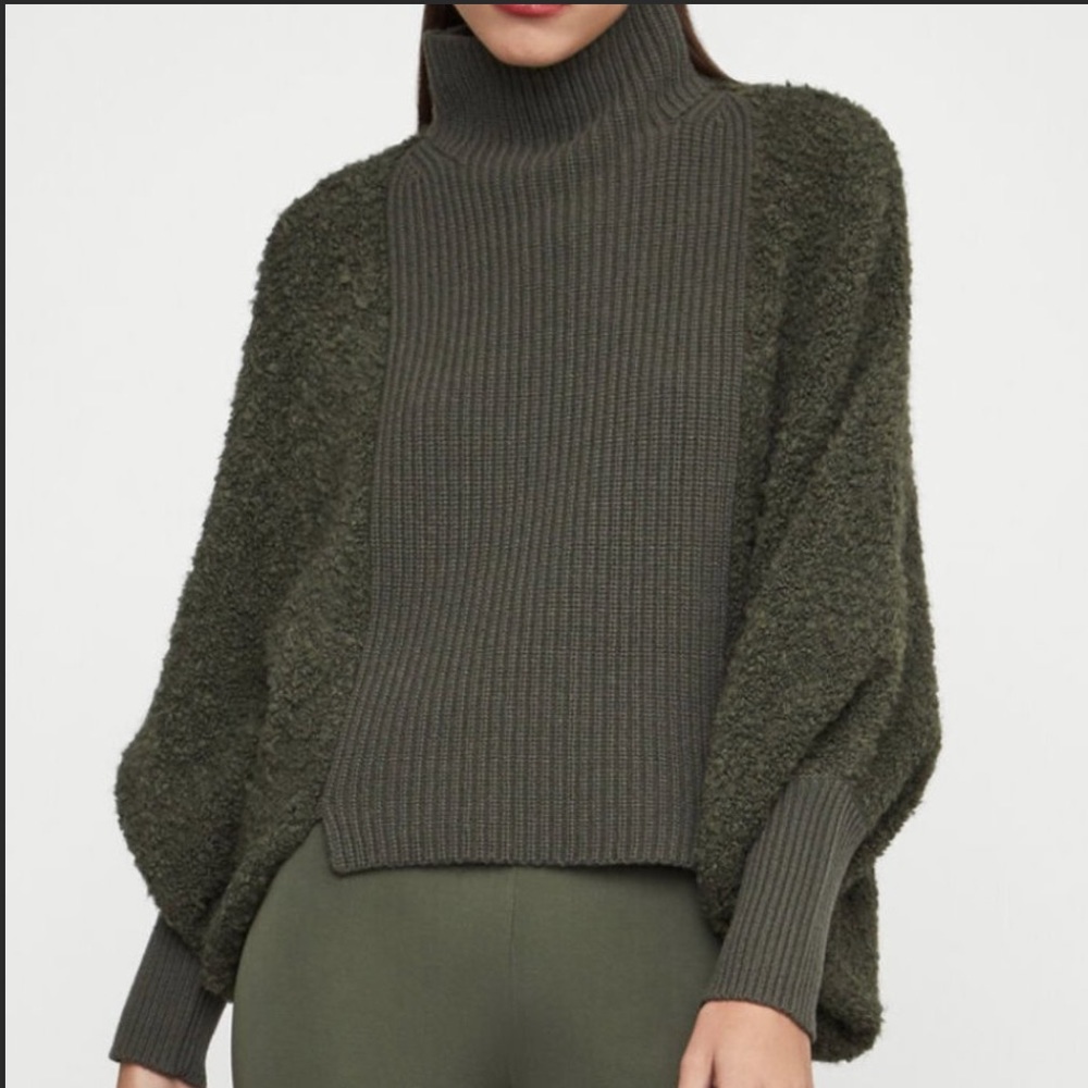 BCBGMACAZARIA long sleeve pullover wool sweater